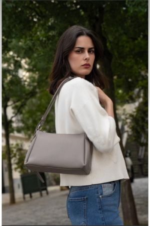 Elegant Skuldertaske – Klassisk Design i Sort, Hvid eller Taupe