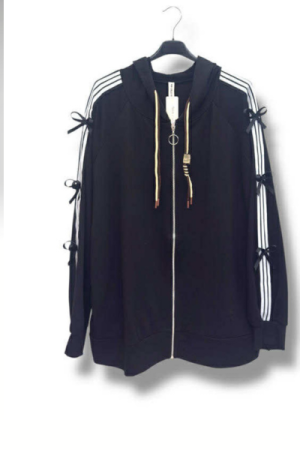 Fed Sort Zip Trøje med Skønne Detaljer - Onesize Plus