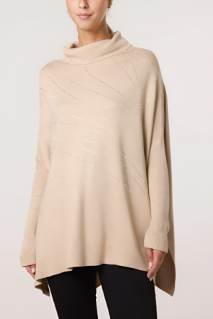 Eksklusiv beige oversize strik med glitrende sten-detaljer