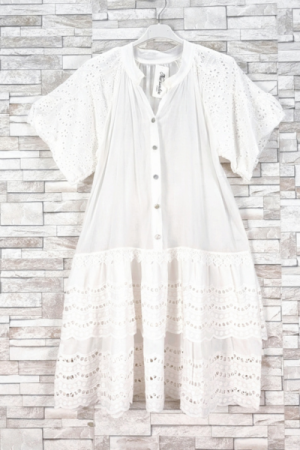 Romantisk Midikjole med Delikat Broderi - Onesize