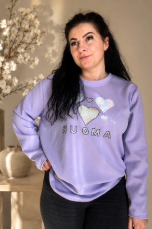 Bluse Amour Hearts – Sød pastelbluse fyldt med kærlighed