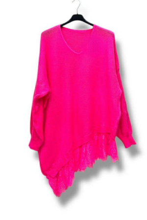 Oversize strik med blonde – cool, feminin og fuld af personlighed