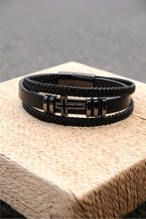 Herrearmbånd i Stål – Elegant Glans & Maskulint Design