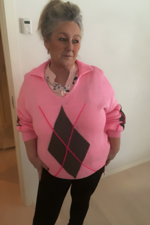 Strik med retro 80’er-mønster