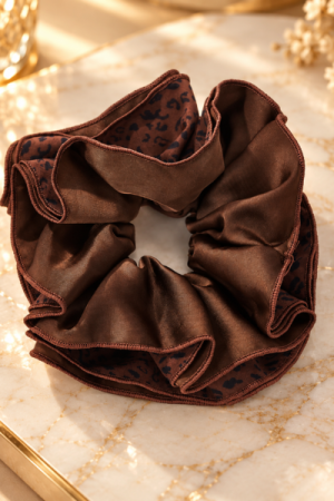 Scrunchie Leopard Satin Luxe